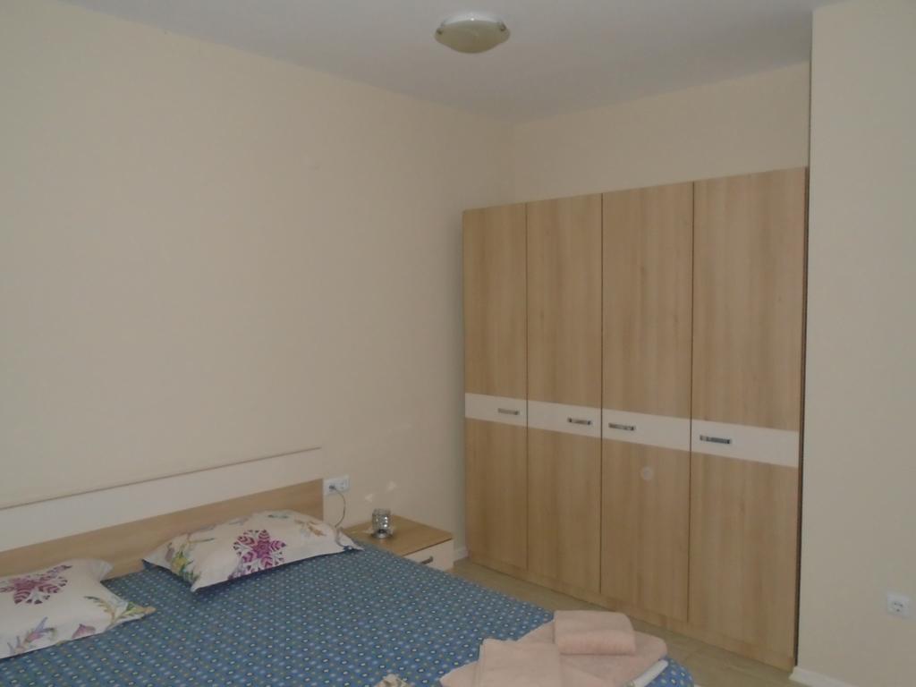 Nedev'S Apartments In Kavatsi Area Süzebolu Dış mekan fotoğraf